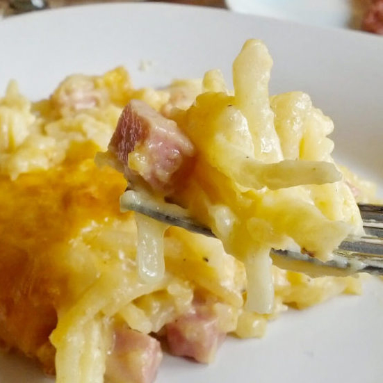 Cheesy and creamy brunch time deliciousness! This ham and cheese casserole can be made ahead and popped in the oven in the morning. Perfect Christmas morning brunch!